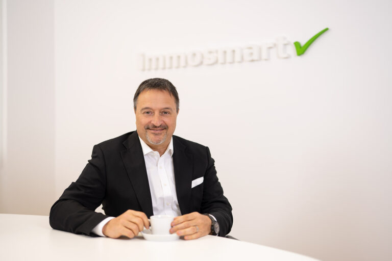 Fritz Stelzer in der Beratung