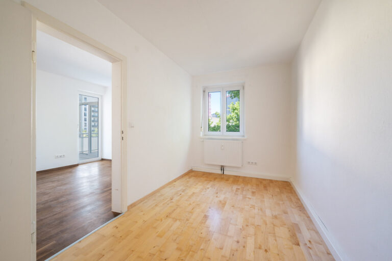 Kinder-/Arbeitszimmer